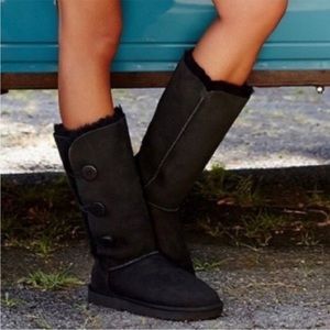 Ugg Bailey Button Triplet II Boots